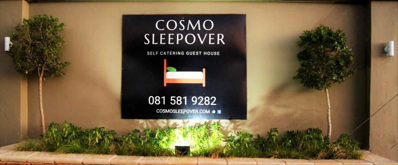 Cosmo Sleepover Roodepoort Zewnętrze zdjęcie
