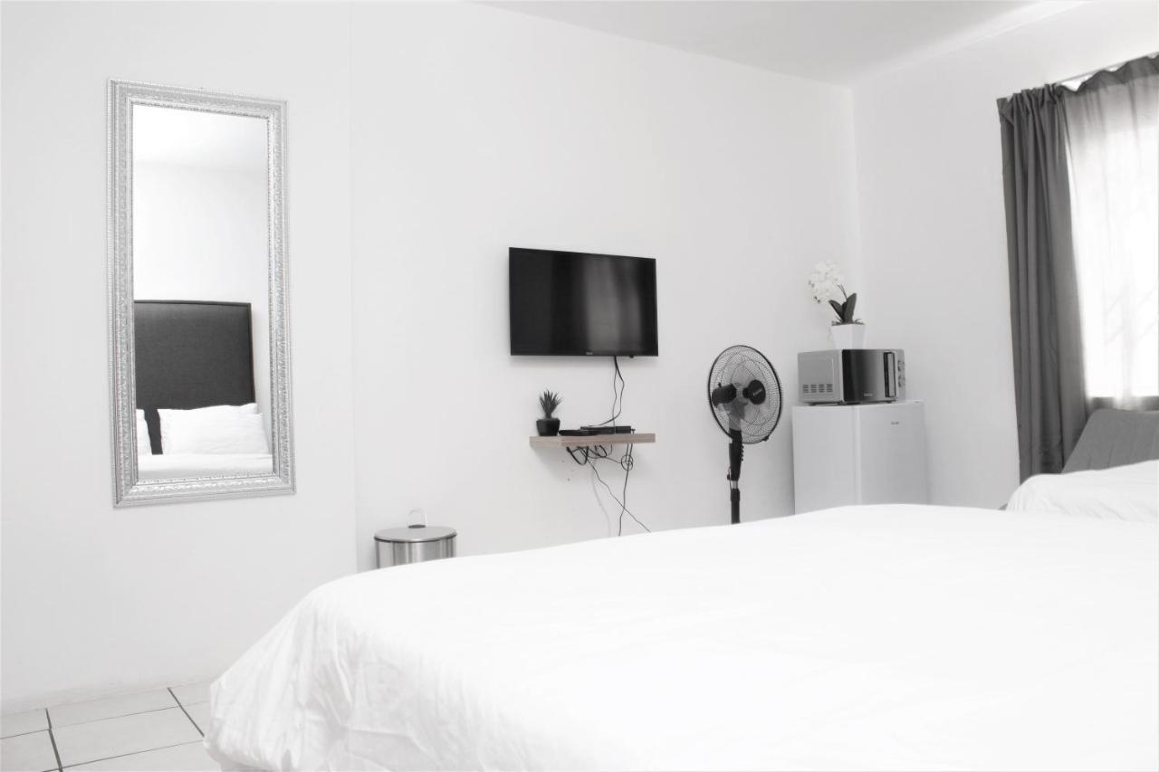 Cosmo Sleepover Roodepoort Zewnętrze zdjęcie