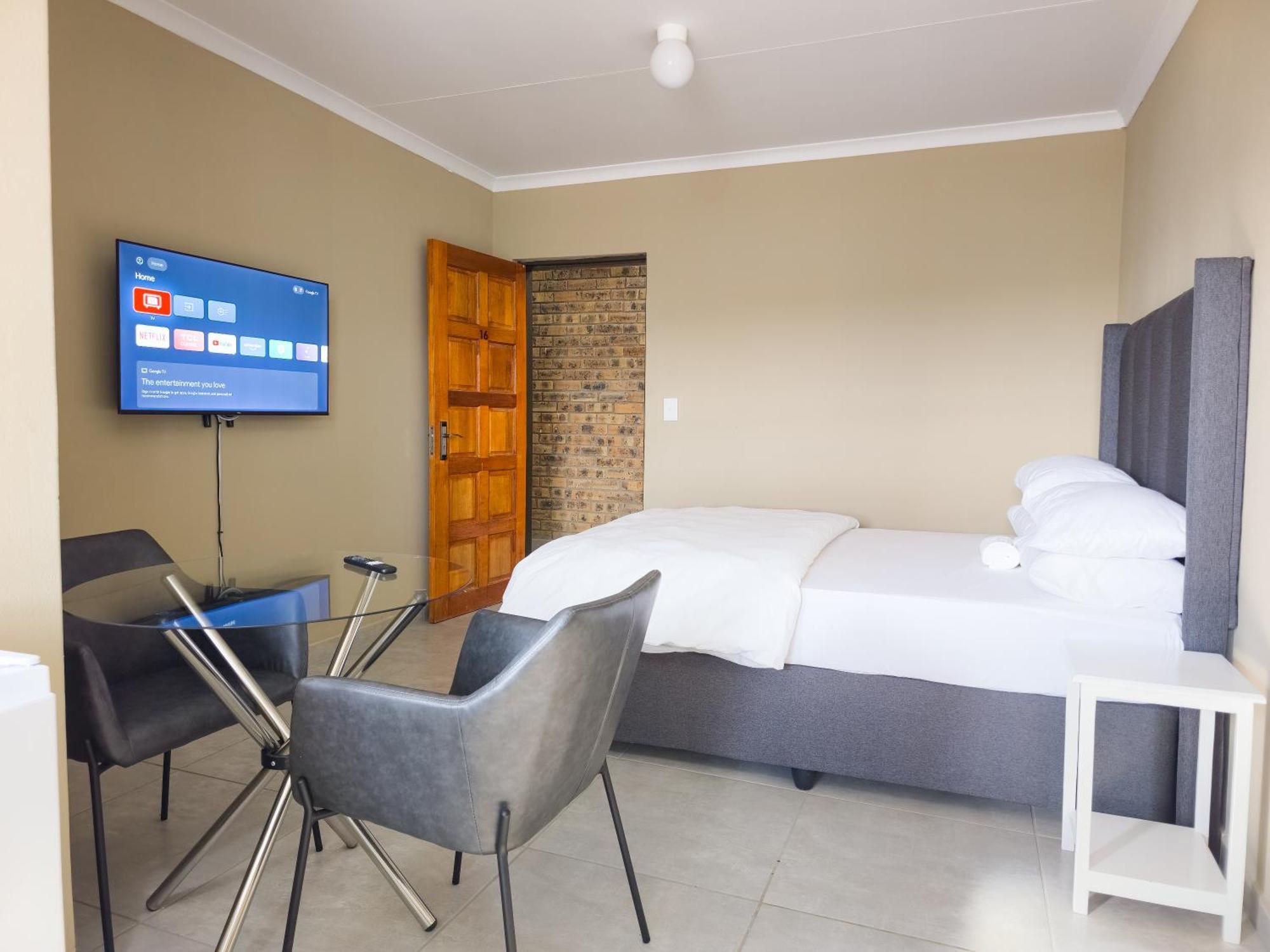 Cosmo Sleepover Roodepoort Zewnętrze zdjęcie